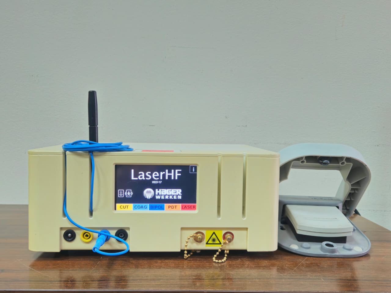 Hager & Werken LaserHF Dental Surgical Laser + HF Unit 6W 975nm