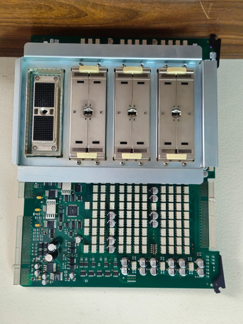GE Healthcare Logiq E9 Ultrasound Relay Board GA302475 Rev.02