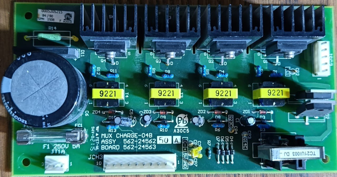 Shimadzu Mobile Evolution MUX charge-04B Board ASSY 562-24562, Board 562-24563