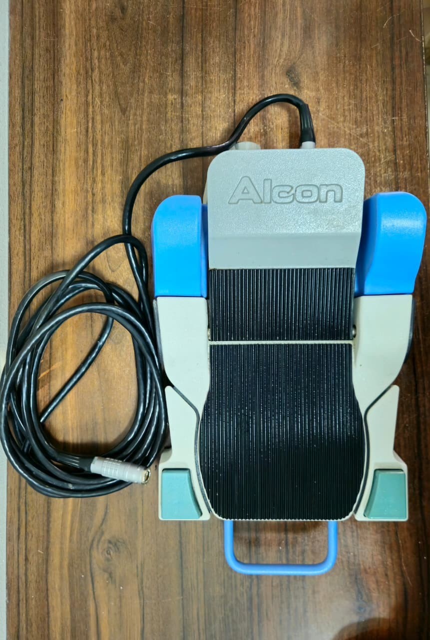 Alcon Accurus Six Switch Footpedal 8065740997 Rev W Ophthalmo